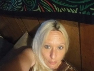 Bootylicioussss webcam girl as a performer. Gallery photo 1.