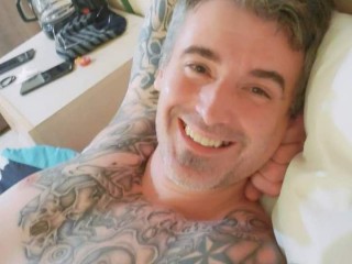 Indexed Webcam Grab of Tattooedguy85