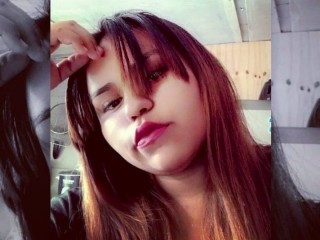 NicholleGrey webcam girl as a performer. Gallery photo 1.