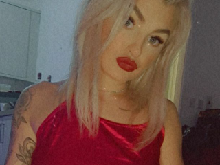 Greyrosex webcam girl as a performer. Gallery photo 1.