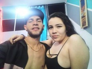 sexy_duos_xxx webcam girl as a performer. Gallery photo 1.