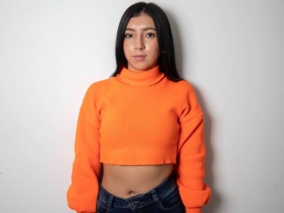 MartinnaWhite webcam girl as a performer. Gallery photo 1.