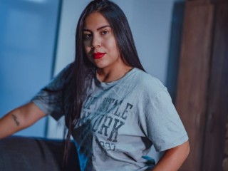 MarianaGarciaa webcam girl as a performer. Gallery photo 2.