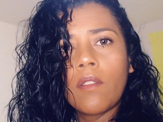 keiracute webcam girl as a performer. Gallery photo 1.