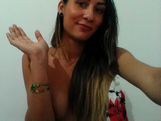 MAJO_AGNES webcam girl as a performer. Gallery photo 2.