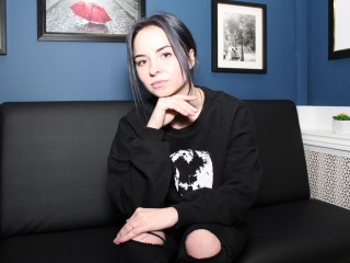 BillyBlue webcam girl as a performer. Gallery photo 1.