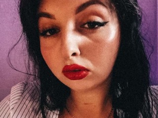 CherryBooomb webcam girl as a performer. Gallery photo 1.