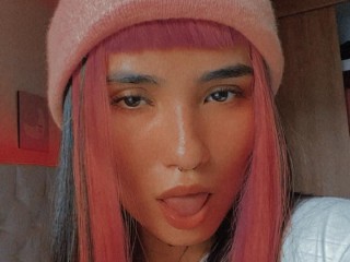 CamilleFeret webcam girl as a performer. Gallery photo 6.