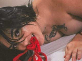 Chloe_West18 webcam girl as a performer. Gallery photo 1.