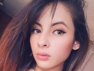 La_Valentona webcam girl as a performer. Gallery photo 1.