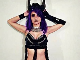 Persefone_Von_Teese webcam girl as a performer. Gallery photo 5.