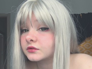 CumPieGirl webcam girl as a performer. Gallery photo 1.