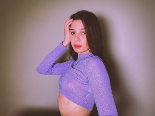 TiffanyRouze webcam girl as a performer. Gallery photo 3.