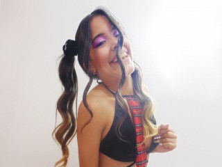 CyntiaEvans webcam girl as a performer. Gallery photo 2.