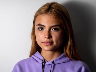 LouisaBaker webcam girl as a performer. Gallery photo 1.