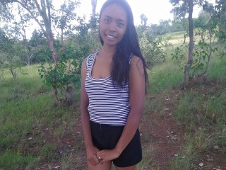 KellyBarrington webcam girl as a performer. Gallery photo 1.