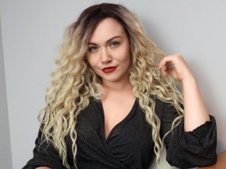 Free Chat Rooms - Online Chatting - No Registration - Chat4.com