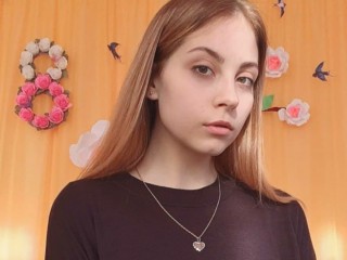 Mariszka webcam girl as a performer. Gallery photo 4.