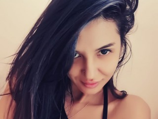 ginna_megan webcam girl as a performer. Gallery photo 2.