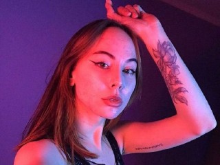 MaryColins webcam girl as a performer. Gallery photo 1.