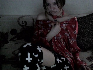 KateDarkos webcam girl as a performer. Gallery photo 1.