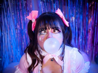 AhriSweet21 webcam girl as a performer. Gallery photo 1.