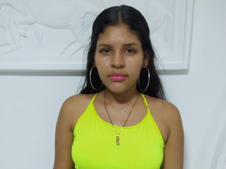Cameliaa webcam girl as a performer. Gallery photo 1.