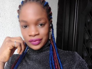 DEMMIx webcam girl as a performer. Gallery photo 1.