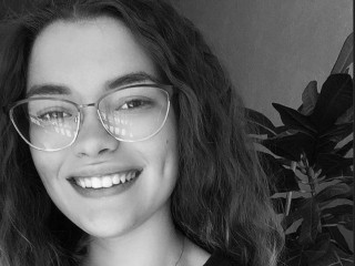 Sopfir_18 webcam girl as a performer. Gallery photo 1.