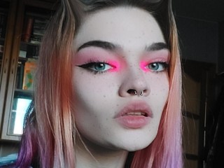 AMBER_DK webcam girl as a performer. Gallery photo 1.