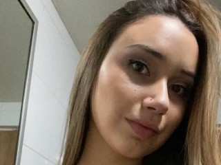 Aylen_Santana_Mendoza webcam girl as a performer. Gallery photo 1.