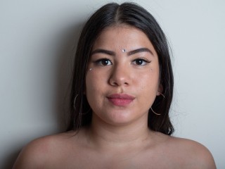 IsabellaHeat webcam girl as a performer. Gallery photo 1.