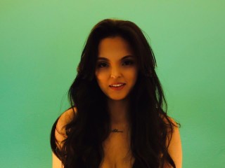 salome_tomson webcam girl as a performer. Gallery photo 1.