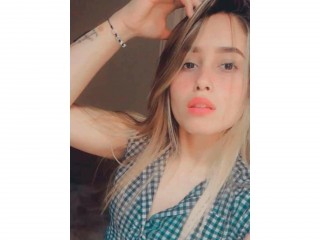 Camiidiiaz webcam girl as a performer. Gallery photo 2.