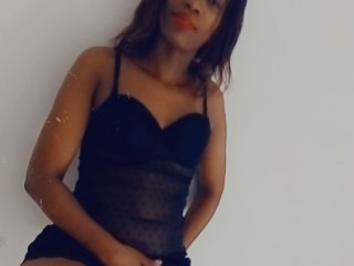 DARK_AMBER30 webcam girl as a performer. Gallery photo 2.