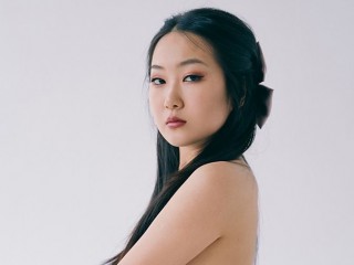 JadeGrail webcam girl as a performer. Gallery photo 2.