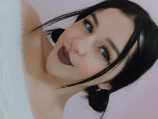 SaritaSmithh webcam girl as a performer. Gallery photo 3.