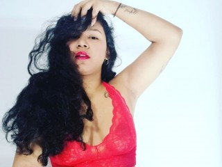 LucySquirtt webcam girl as a performer. Gallery photo 4.