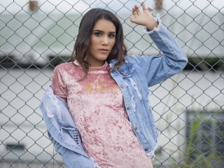 AshelyyCoott webcam girl as a performer. Gallery photo 1.