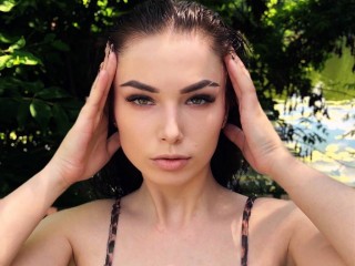 FluffyQbunny webcam girl as a performer. Gallery photo 2.