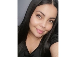 wnicolle_18 webcam girl as a performer. Gallery photo 4.