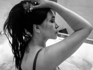 ArantzaIIvanova webcam girl as a performer. Gallery photo 4.