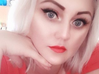 AshleyXFreshi webcam girl as a performer. Gallery photo 4.