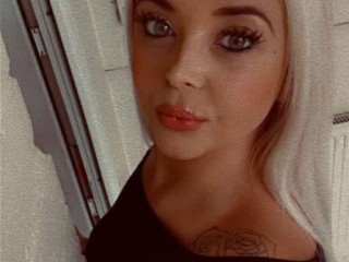 FilthyCurvyDesire webcam girl as a performer. Gallery photo 2.