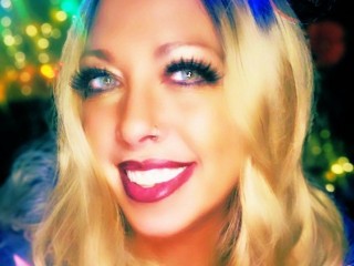 SinfulSkylar webcam girl as a performer. Gallery photo 3.