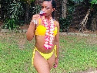 Candies88 webcam girl as a performer. Gallery photo 3.