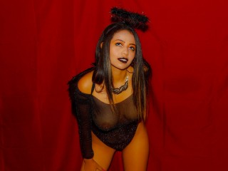 AdamSalinas webcam girl as a performer. Gallery photo 5.