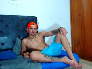 Indexed Webcam Grab of Thonysex84