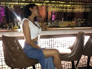 MIARROA webcam girl as a performer. Gallery photo 4.