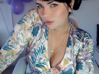 lolysamy webcam girl as a performer. Gallery photo 1.